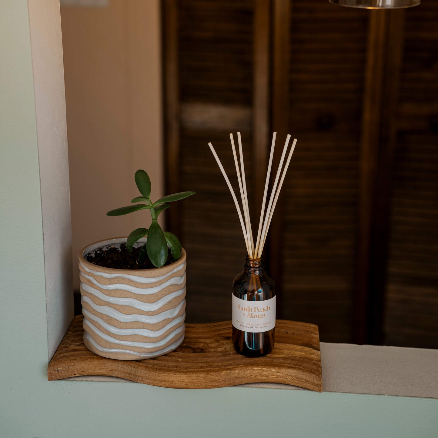 Sunlit Peach + Mango Reed Diffuser